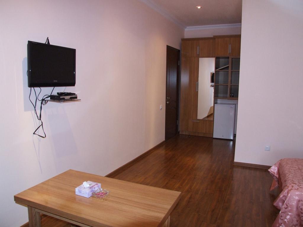 Hotel Central Jermuk Oda fotoğraf
