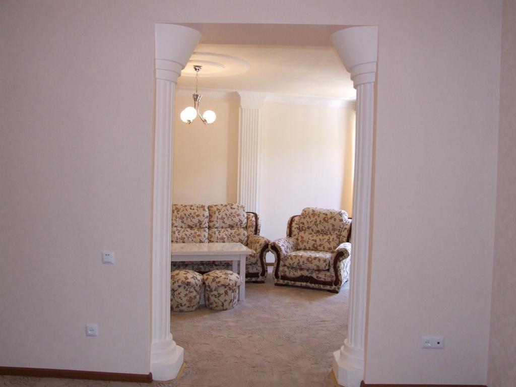Hotel Central Jermuk Oda fotoğraf