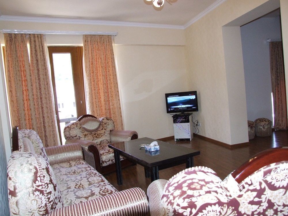 Hotel Central Jermuk Dış mekan fotoğraf