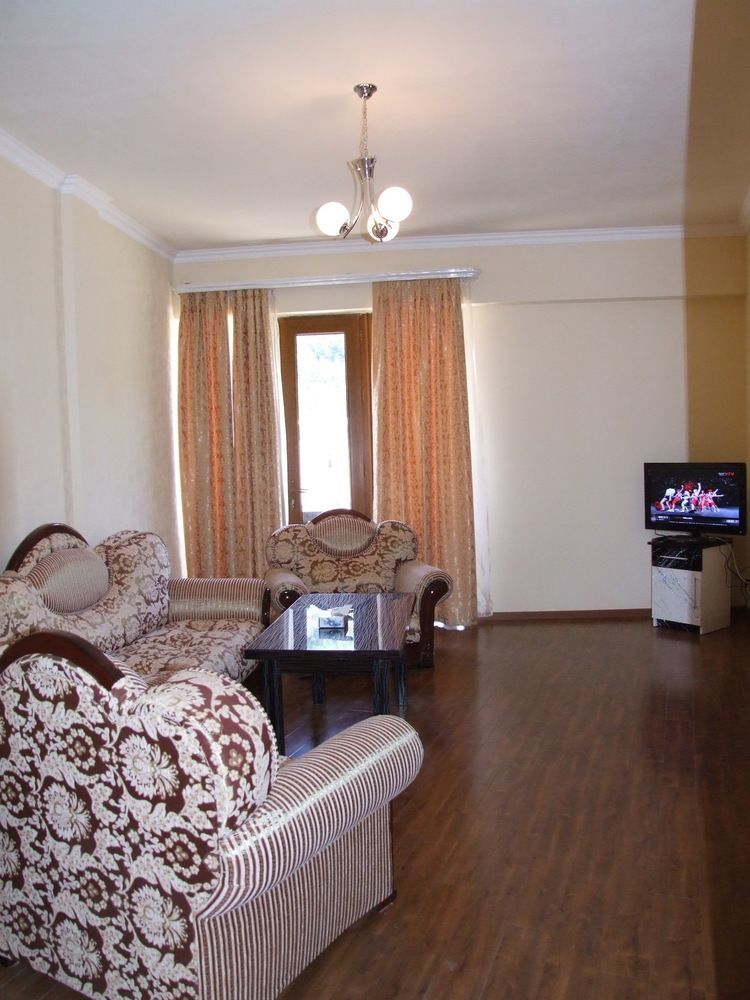 Hotel Central Jermuk Dış mekan fotoğraf